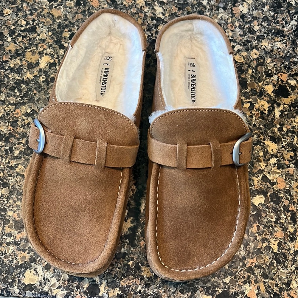NEW BIRKENSTOCK SIZE 40